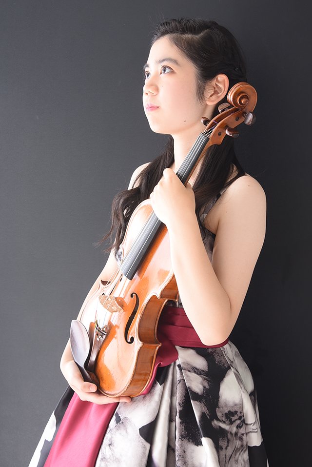 バイオリン奏者　アーティスト写真